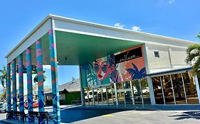 Envision Hotel Miami International Airport